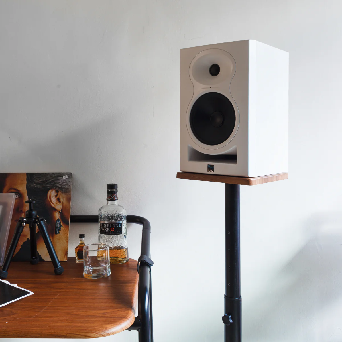 Wavebone Grand Speaker Stand Wood | Adjustable Studio Monitor Stand | Heavy Duty Wood Design