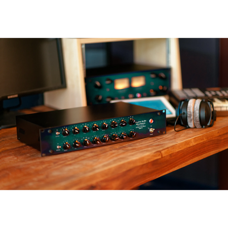 Tegeler Classic Equalizer EQP 1 | Passive Tube Equalizer with Vintage EQ Curves | Transformer Balanced Analog Tone Shaping