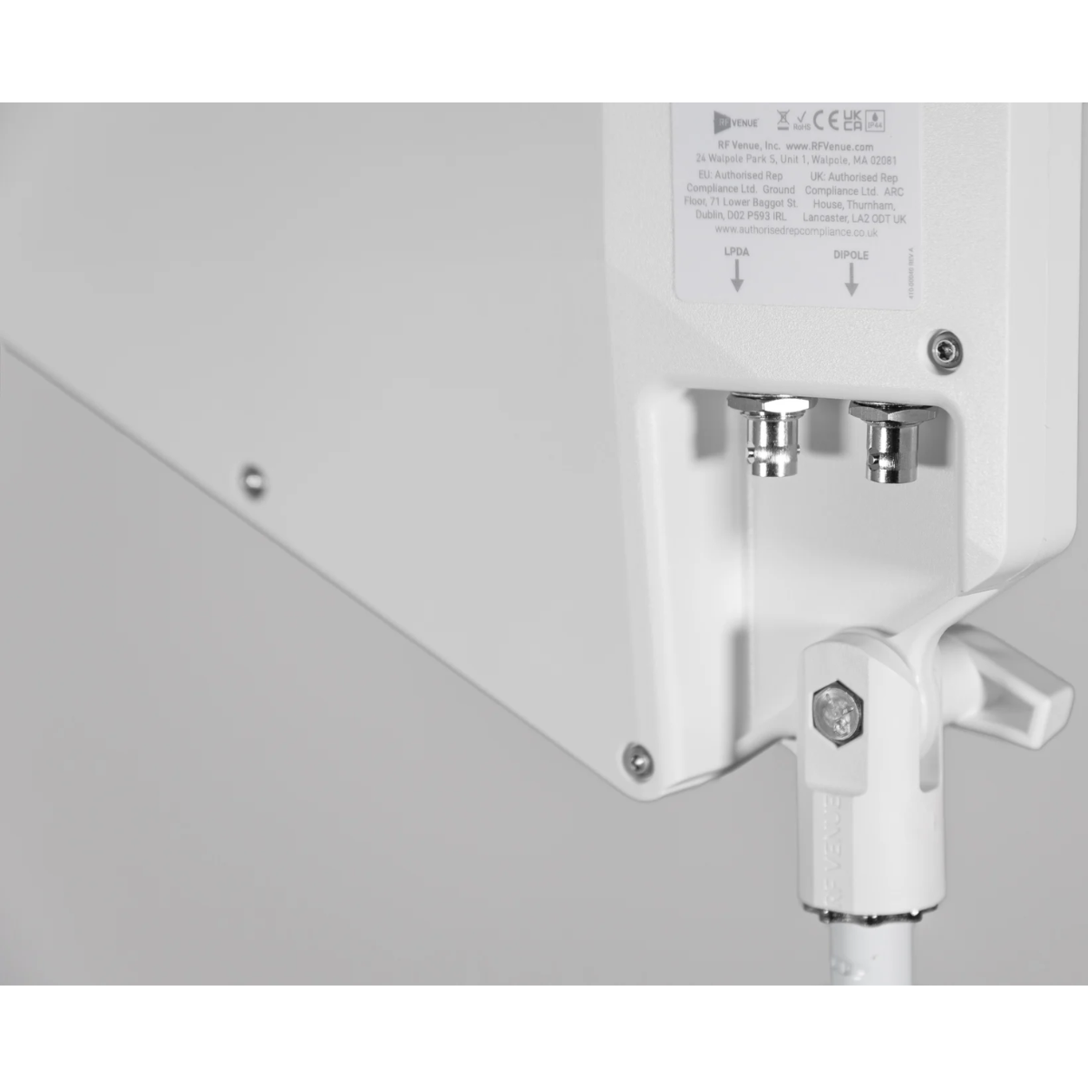 RF Venue DFIN-IPXW | 470-928 MHz Diversity Fin Antenna | White IP44 Weather-Resistant Design