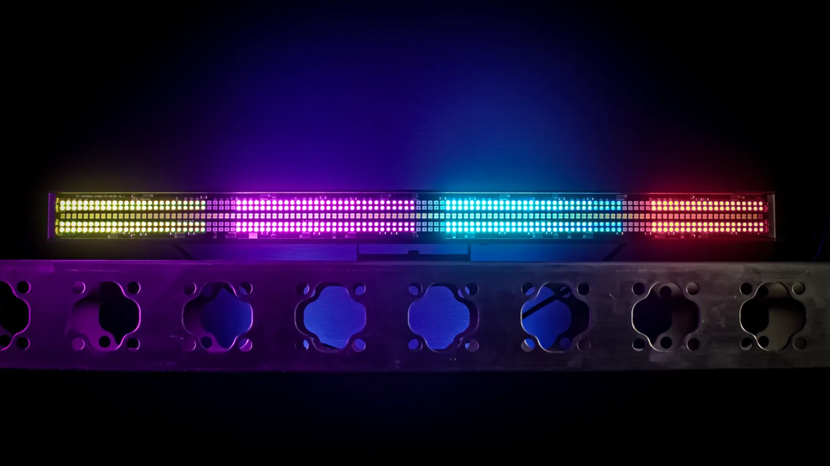 Blizzard Lighting StormChaser SuperHot | 1m RGB + Cool White LED Bar | Pixel Mapping & True1 Power