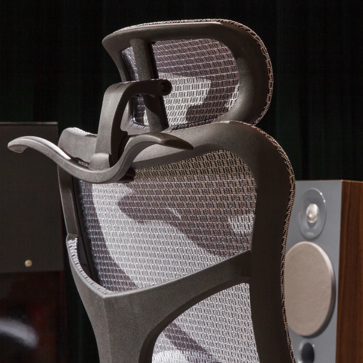 Wavebone Viking Studio Chair Black | Ergonomic Mesh Chair with Lumbar Support | Adjustable Arms & Reclining Back