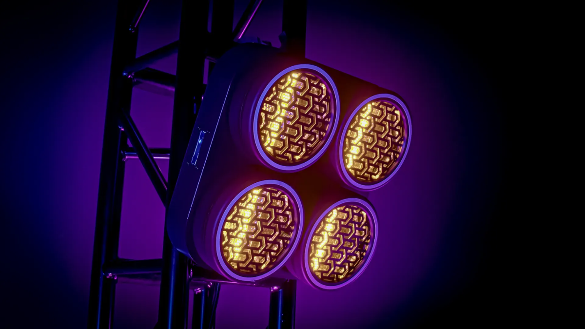 Blizzard Lighting Lux Quadra X4 | 4x50W WW Blinder with RGB Ring | Aura FX + DMX & TRUE1