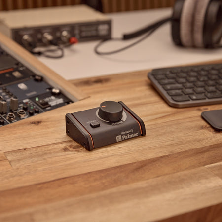 Palmer Monicon S G2 | Passive Volume Controller with Mono Switch | Compact RCA In/Out for Studio Use
